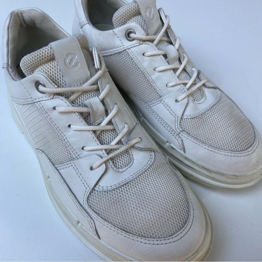 Ecco Soft X White Sneakers - Women’s Size 6 / 6.5